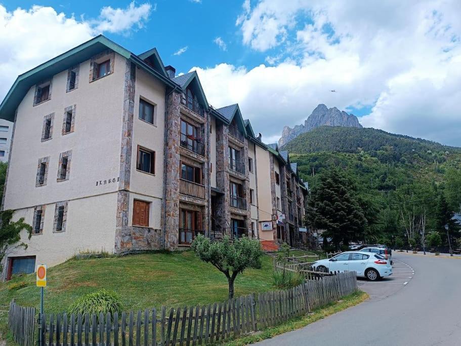 Balaitus Petfriendly - Arafita Apartamentos Sallent de Gállego Exterior photo